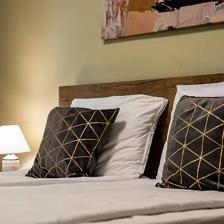 Karavelov Center * Varna