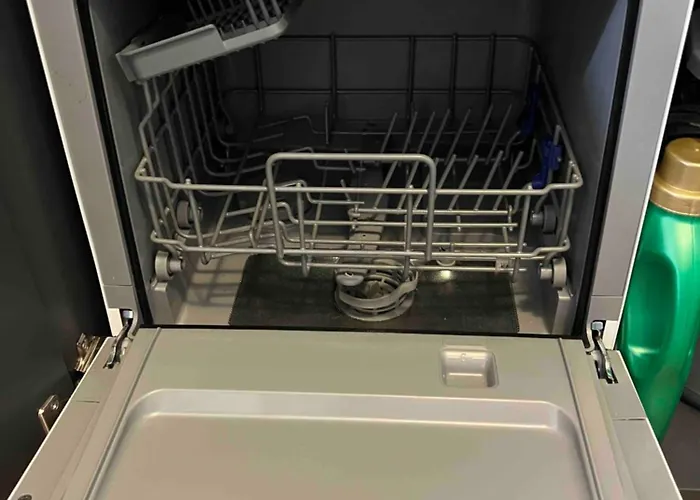 Karavelov Center * Varna